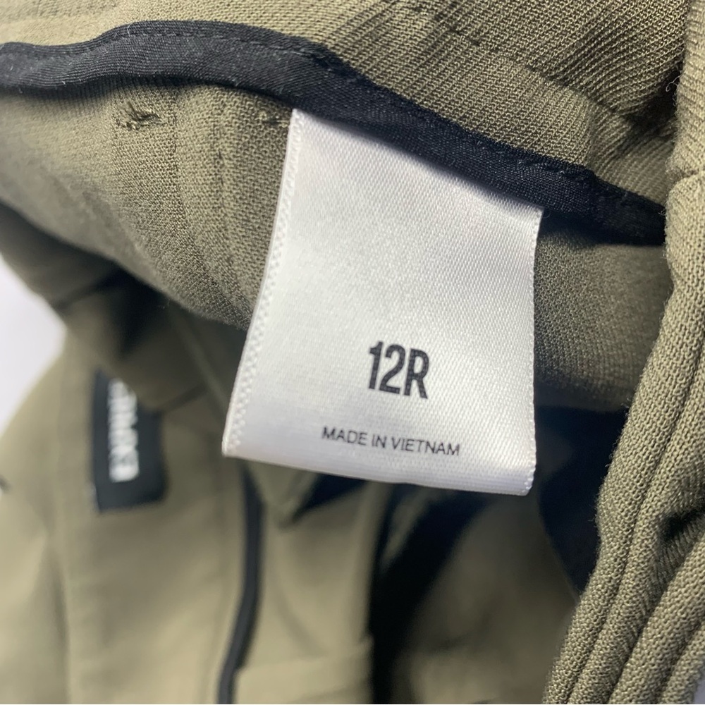 Express Women’s  Cargo Pants in Olive Size 12R - Picture 3 of 11